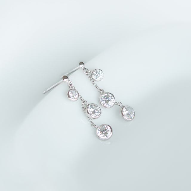 ピアス K10ホワイトゴールド キュービックジルコニア