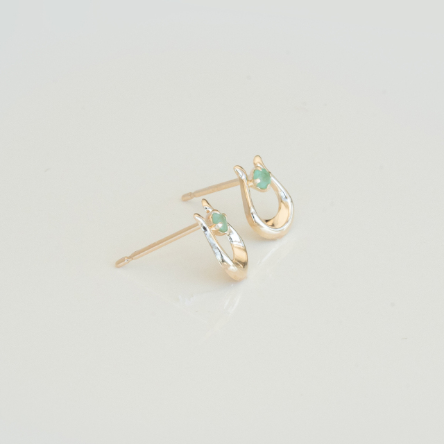 ピアス K10イエローゴールド エメラルド アクセサリーPePe オンライン
