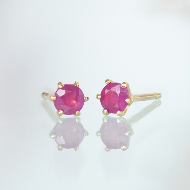 ピアス K18イエローゴールド ルビー (7月誕生石) [6252307004]