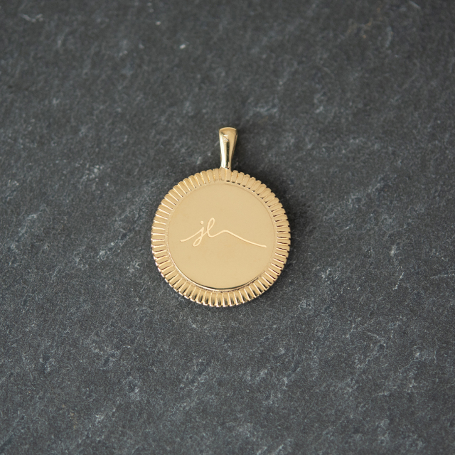 ネックレストップ K18イエローゴールド(JLージュエルー)(野生動物の