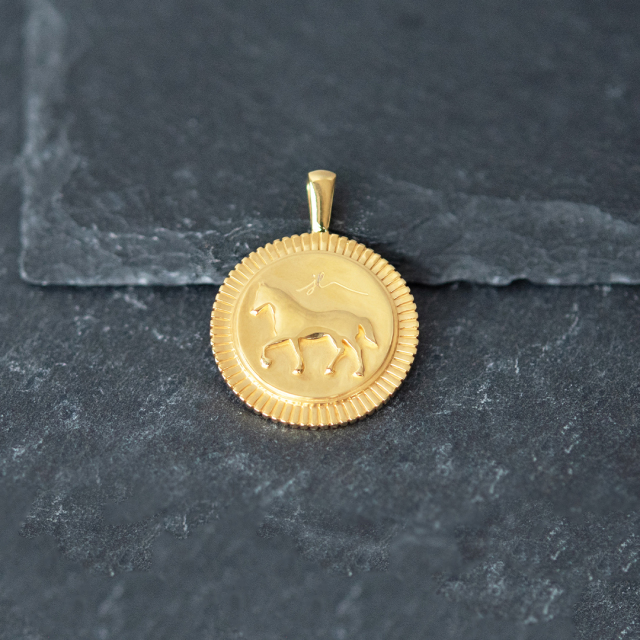 ネックレストップ シルバー925 K18イエローゴールドコーティング(JLージュエルー)(野生動物の楽園)(馬/ウマ)(コイン)