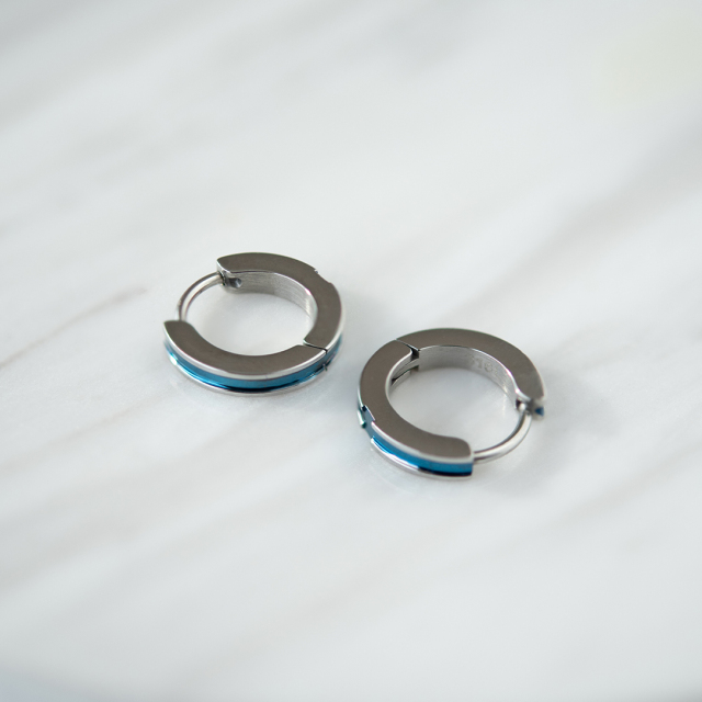 中折れピアス サージカルステンレス ブルーIPコーティング
