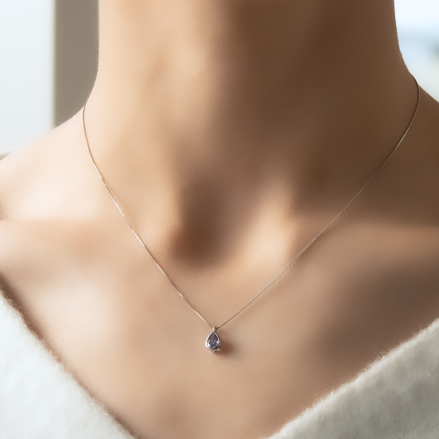 ネックレス プラチナ タンザナイト (天然石)(12月誕生石)(雫/しずく 