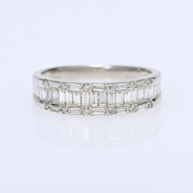 リング プラチナ950 ダイヤモンド合計0.5ct(4月誕生石)(四角/スクエア)(バゲットカット)[5711140221]