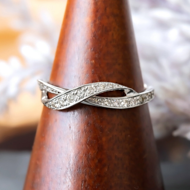 永遠の輝きプラチナ×ダイヤモンドリング】プラチナ900 ダイヤモンド  