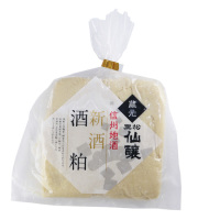黒松仙醸　酒粕　400ｇ（板粕）
