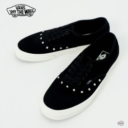 VANS スタッズ　AUTHENTIC 26.5 VANS ヴァンズ Authentic VN000CRQBLK オーセンティック スニーカー 靴