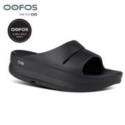 OOFOS OOmega OOahh / Black リカバリーサンダル