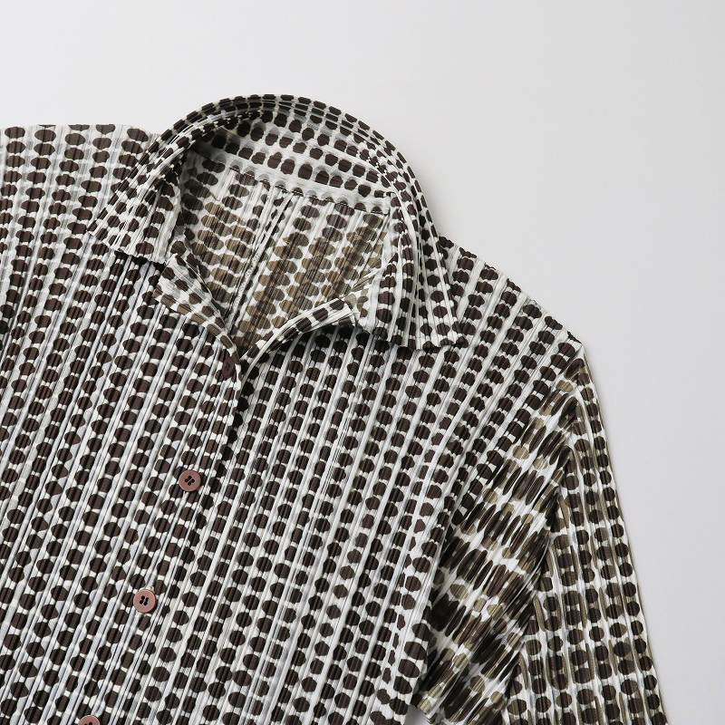 美品 プリーツプリーズ イッセイミヤケ PLEATS PLEASE ISSEY MIYAKE ドットストライプ柄 ブラウス 4//カーキ【2400013754477】 スプリングセール】美品 プリーツプリーズ イッセイミヤケ