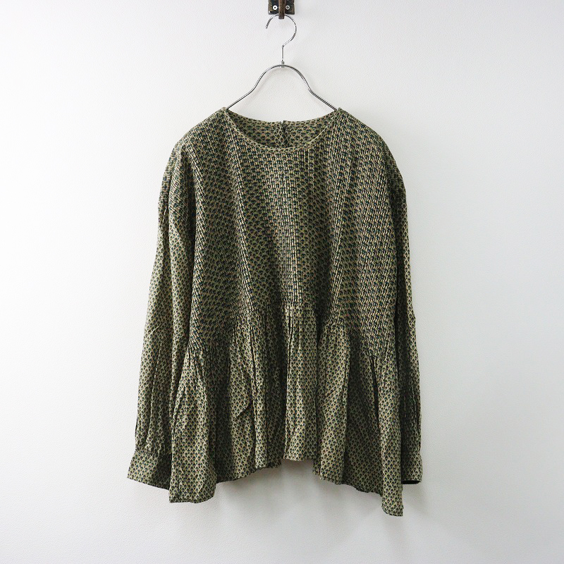 美品✨maison de soil　ピンタックブラウス　ペイズリー柄　ベージュ 美品✨maison de soil ピンタックブラウス ペイズリー柄 ベージュ