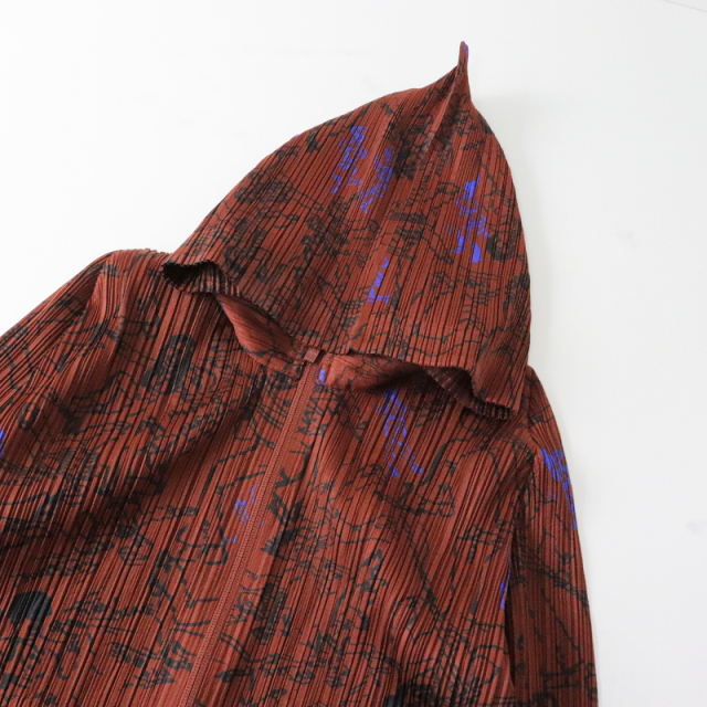 イッセイミヤケPLEATS PLEASE プリーツ生地 赤色 着用方法説明書付き イッセイミヤケPLEATS PLEASE プリーツ生地 赤色 着用方法説明書付き