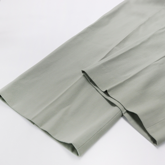 ブラミンク BLAMINK ウールコットン 裏地シルク タック入りスラックス  