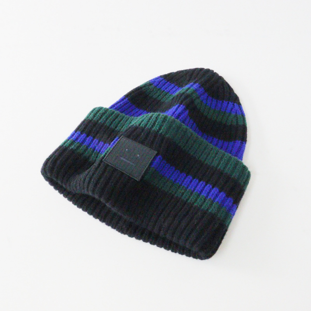 美品 アクネストゥディオズ Acne Studios ウール100% パッチ付き 