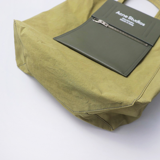 スプリングセール】美品 アクネストゥディオズ Acne Studios ぺー  