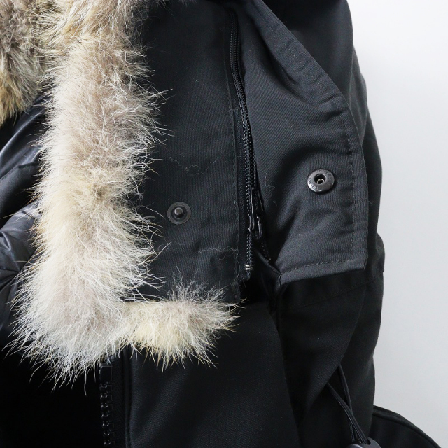 スプリングセール】美品 国内 JPタグ カナダグース CANADA GOOSE 9513M  