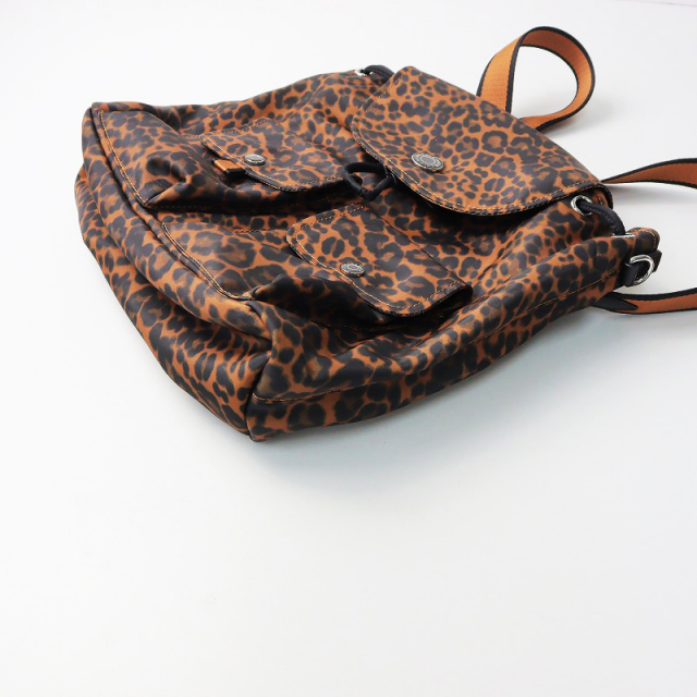 期間限定価格】極美品 コールハーン COLE HAAN ナイロン フラップ  