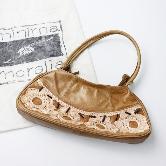 アッシュペーフランス H.P.FRANCE MINIMA MORALIA レザー 刺繍  