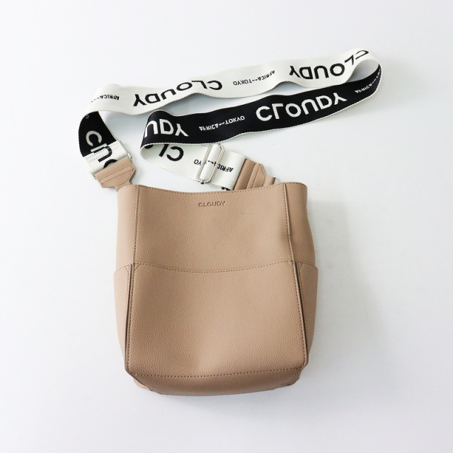 美品 クラウディ CLOUDY レザー ショルダーバッグ /ベージュ かばん 