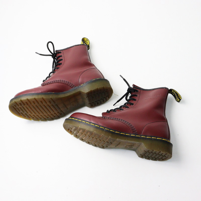 美品　ドクターマーチン　チェリーレッド　8ホール　ブーツ　レディース ドクターマーチン 8ホール ブーツ オールチェリーレッド 27cm