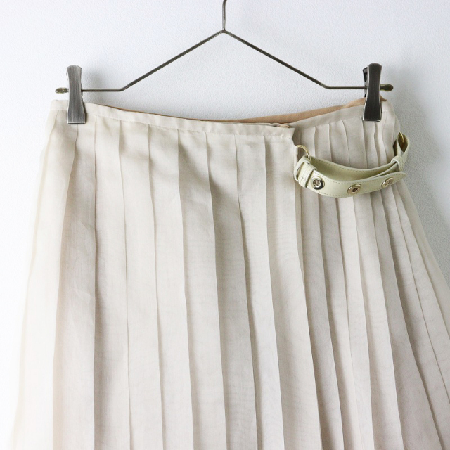 極美品 国内 JPタグ フェンディ FENDI FQ7095 A5VX シルクプリーツ