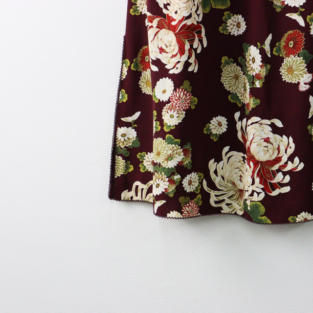 期間限定価格】美品 カネコイサオ KANEKO ISAO 菊柄スリットスカート 