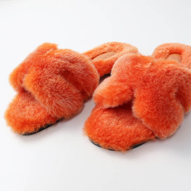 エルメス　オラン　ファー サンダル 35 ピンク　オレンジ HERMES オレンジ ファーサンダル