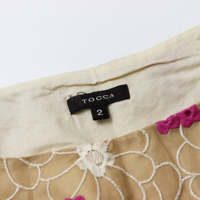 スプリングセール】トッカ TOCCA カットワーク フラワー 刺繍