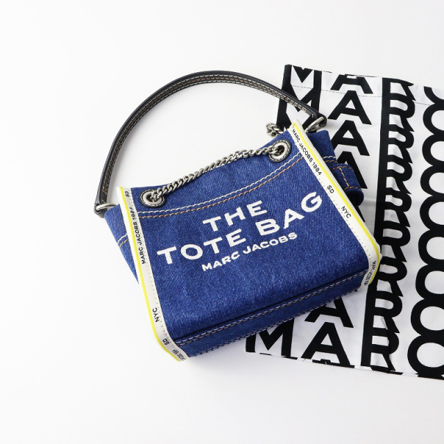 極美品 マークジェイコブス MARC JACOBS THE DENIM CHAIN SMALL TOTE  