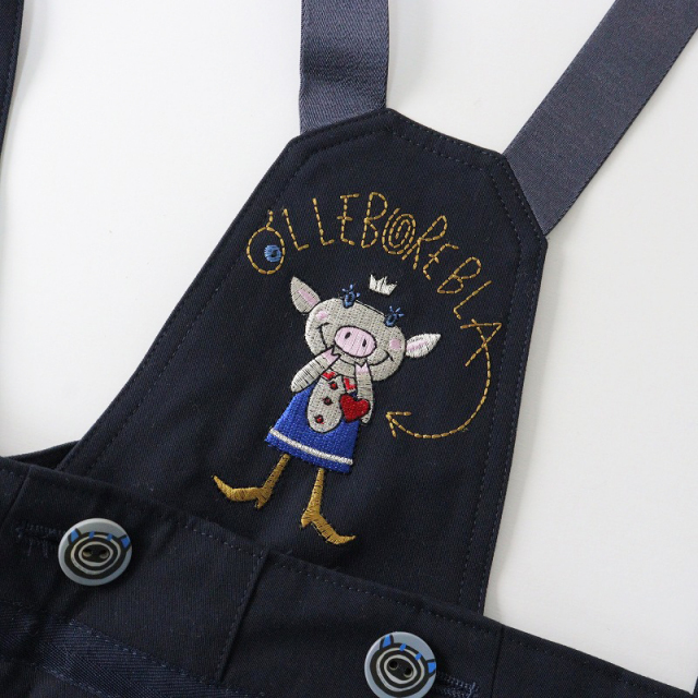 新品 アルベロベロ 刺繍エプロン エプロン 新品アルベロベロ刺繍エプロンエプロン