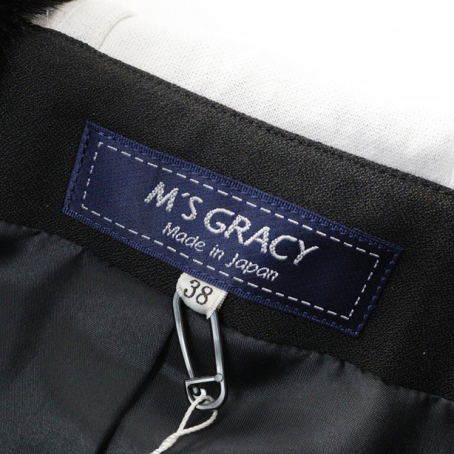 美品 2024秋冬 カタログ色違い 定価66000円 エムズグレイシー M'S