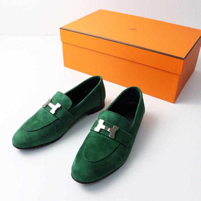 HERMES オリーブグリーン スエード ローファー Hロゴ 良品 定番アイテム エルメス HERMES パリ シルバー金具 コンスタンス