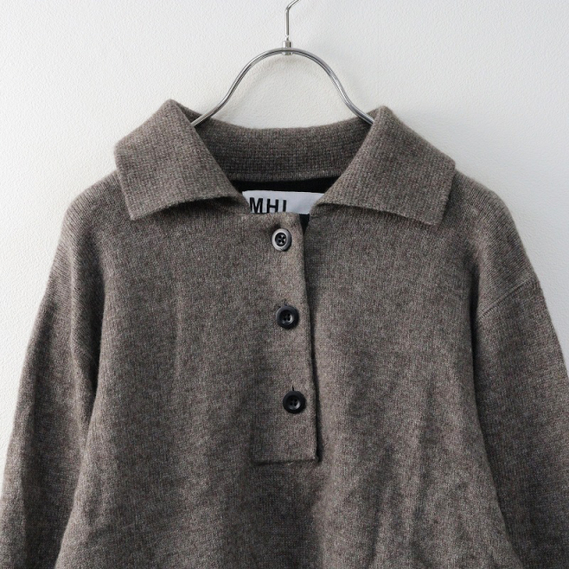 2024AW エムエイチエル マーガレットハウエル MHL. MARGARET HOWELL WASHABLE DRY WOOL スタンドカラーニット 2【2400014348958】 期間限定価格】2024AW エムエイチエル マーガレットハウエル MHL