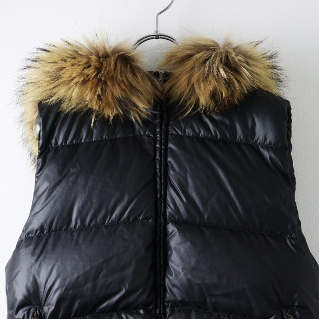 DUVETICA ダウンベスト フード GOCCIA ラクーンファー 黒系 茶系 期間限定価格】デュベティカ DUVETICA Goccia ラクーンファー