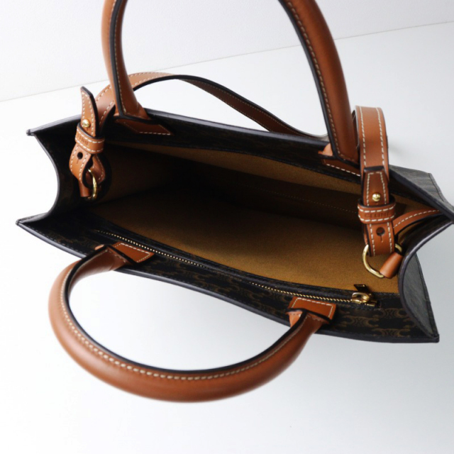 美品 セリーヌ CELINE スモール バーティカルカバ トリオンフ