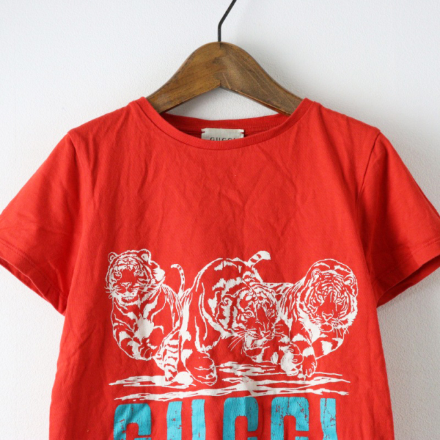 イタリア製 キッズ グッチ GUCCI タイガープリント Tシャツ 8/レッド トップス 半袖 カットソー プルオーバー 子供服【2400014450590】 イタリア製 キッズ グッチ GUCCI タイガープリント Tシャツ 8
