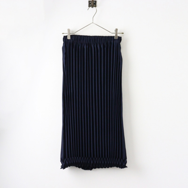 美品 希少 me ISSEY MIYAKE 変形スカート プリーツ ブルー ISSEY MIYAKE イッセイミヤケ 24AW IM43FG163 WRAPPED PLEATS