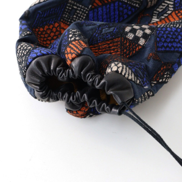 2023AW ミナペルホネン mina perhonen village drop pochette ドロップ