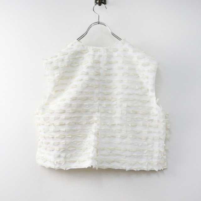 美品 24AW yori shirocon ヨリ シロコン ショート丈 ボリュームスリーブ ブラウス インナーブラウス欠品 ホワイト レディース 古着 中古 美品 24AW yori shirocon ヨリ シロコン ショート丈 ボリューム