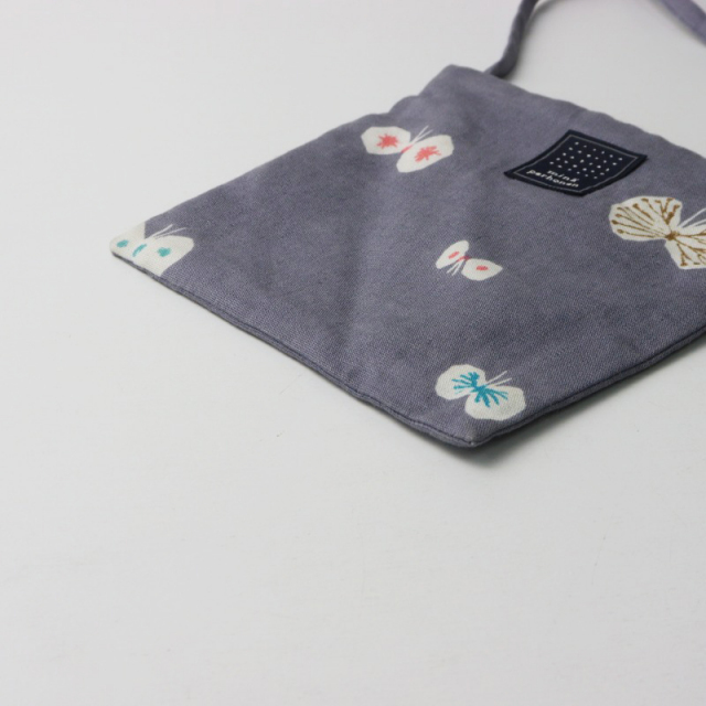 美品 ミナペルホネン mina perhonen pocket bag-hana hane