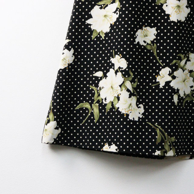 INGEBORG インゲボルグ 黒 花柄 ロング フレア スカート R111 INGEBORG インゲボルグ 黒 花柄 ロング フレア スカート R111