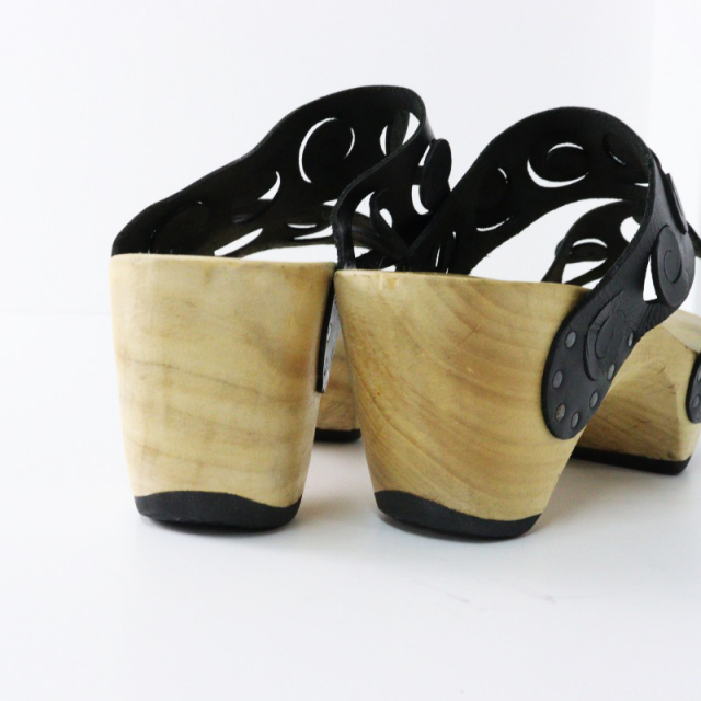 トリッペン trippen カットワークデザイン レザー ウッド