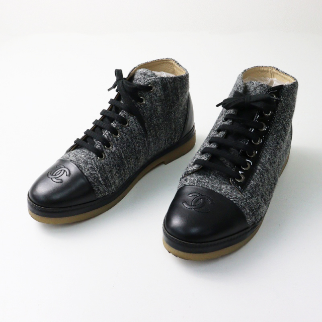 期間限定価格】美品 シャネル CHANEL G30362 ココマーク刺入 レザー  