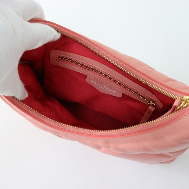 Maison Margiela ピンク赤 レザー クラッチバッグ　変形 Maison Margiela ピンク赤 レザー クラッチバッグ 変形