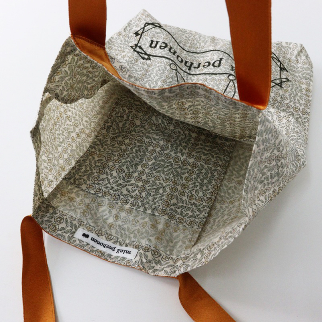 ミナペルホネンスマイルフラワー pink beigeトートバッグ