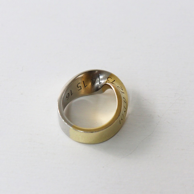 Maison Margiela ツイスト バングル ゴールド×シルバー 楽天市場】[SALE] Maison Margiela メゾンマルジェラ ゴールド