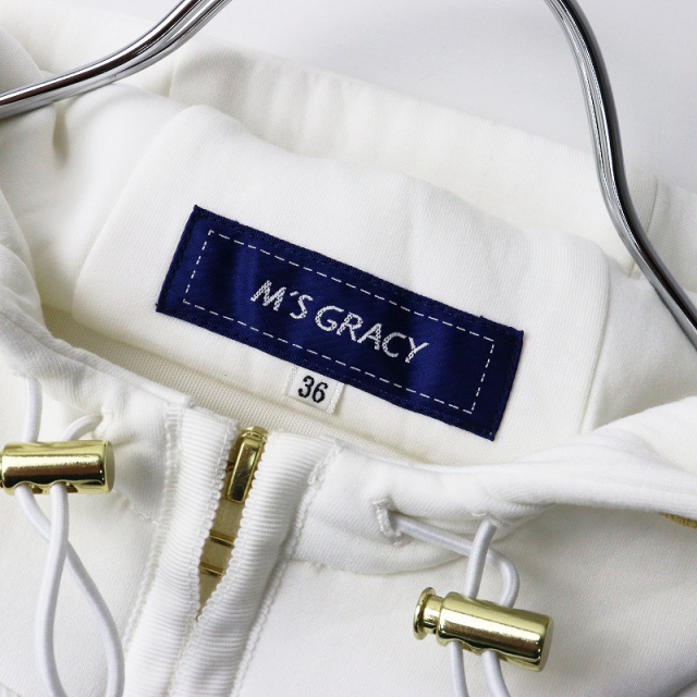 cuca様M'S GRACY♡エムズグレイシー　ダウンベスト　収納ポケット　薄手 cuca様M'S GRACY♡エムズグレイシー ダウンベスト 収納ポケット
