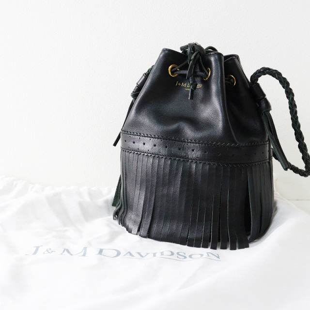 極美品 箱付きJ&M DAVIDSON ショルダーウォレットブラック f274 極美品 箱付きJ&M DAVIDSON ショルダーウォレットブラック f274 TRESOR