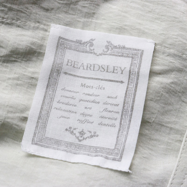 美品 定価3万 2025SS ビアズリー BEARDSLEY ライトサロペット F  