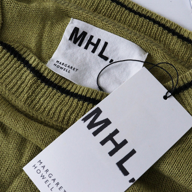 新品タグ付き　2024AW マーガレットハウエル　カーディガン　ウール　深緑　Ⅱ 新品タグ付き 2024AW マーガレットハウエル カーディガン ウール