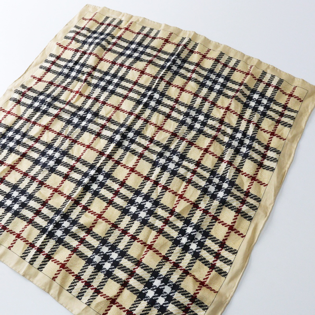 バーバリー　シルクコットン　ハンカチ　スカーフにも　ノバチェック　箱無し発送 Amazon | [バーバリー]BURBERRY 婦人 レディース 大判 ハンカチ